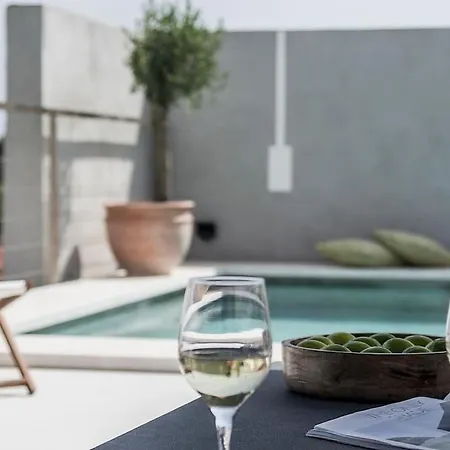 Villa Duomo-retreat Yourself With Style & Keep Memories
