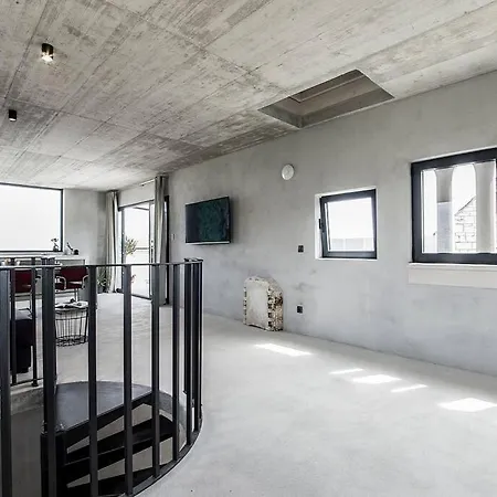 Villa Duomo-retreat Yourself With Style & Keep Memories